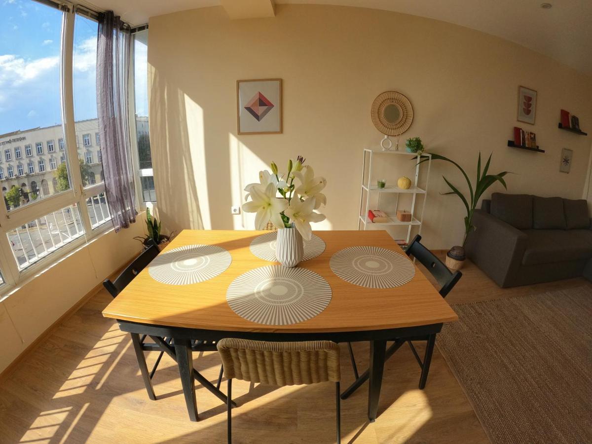 By The Cathedral, 1 Bed Flat Varna Exterior foto
