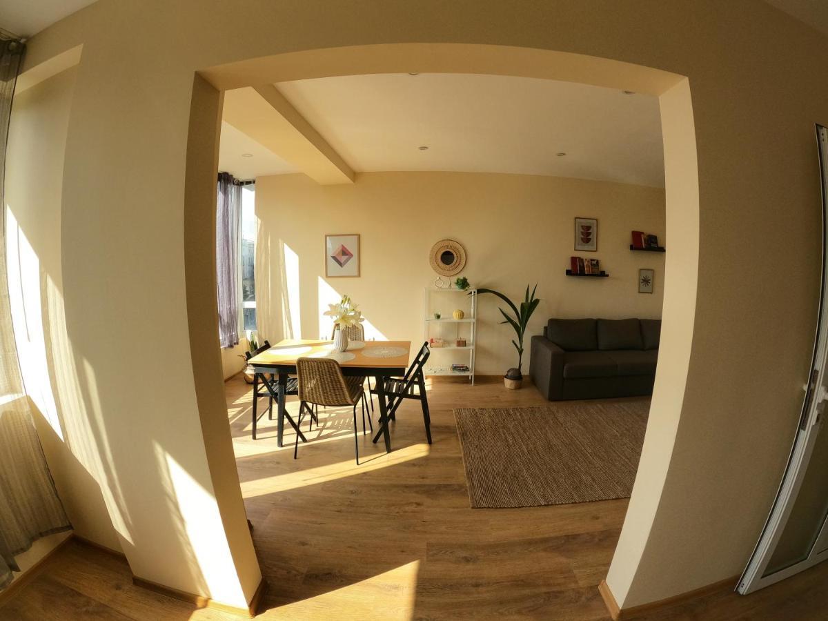 By The Cathedral, 1 Bed Flat Varna Exterior foto