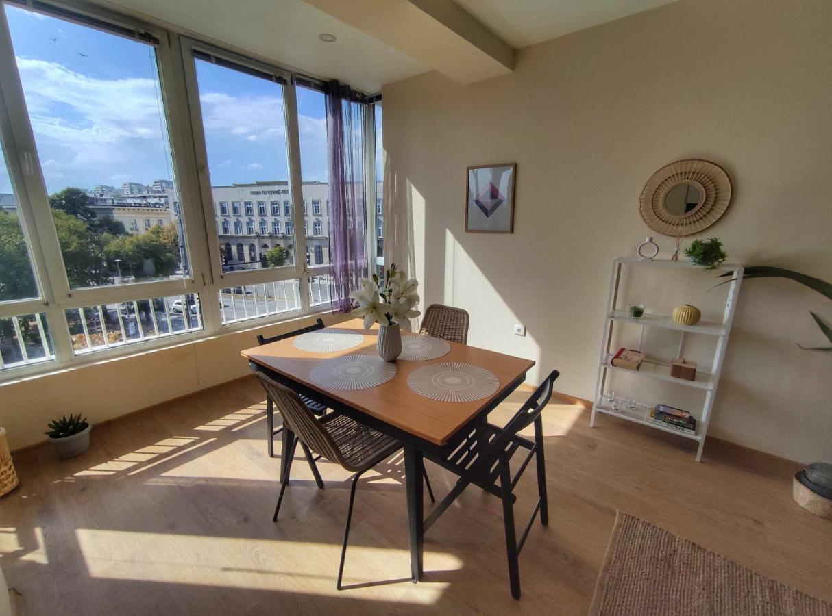 By The Cathedral, 1 Bed Flat Varna Exterior foto