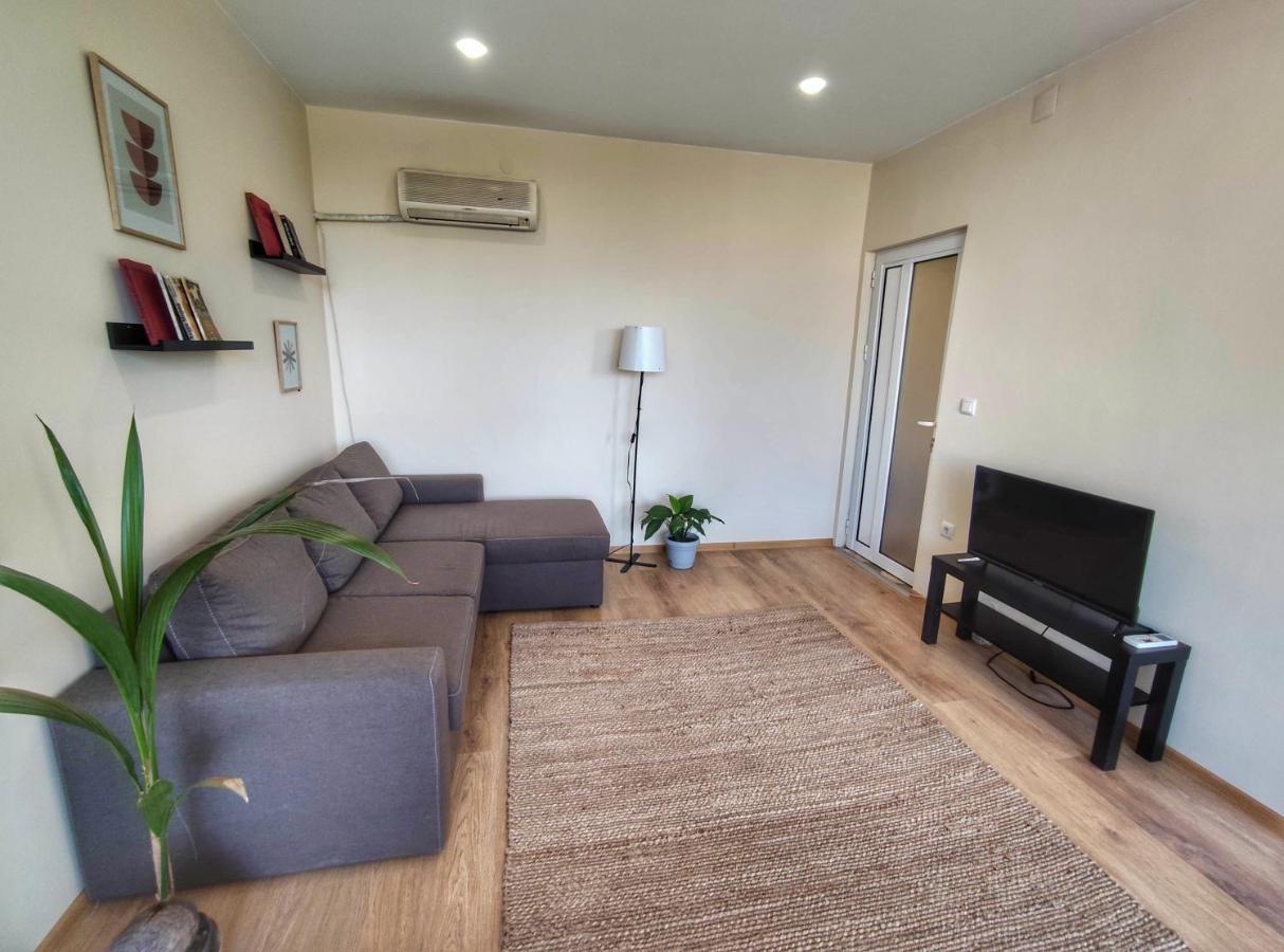 By The Cathedral, 1 Bed Flat Varna Exterior foto